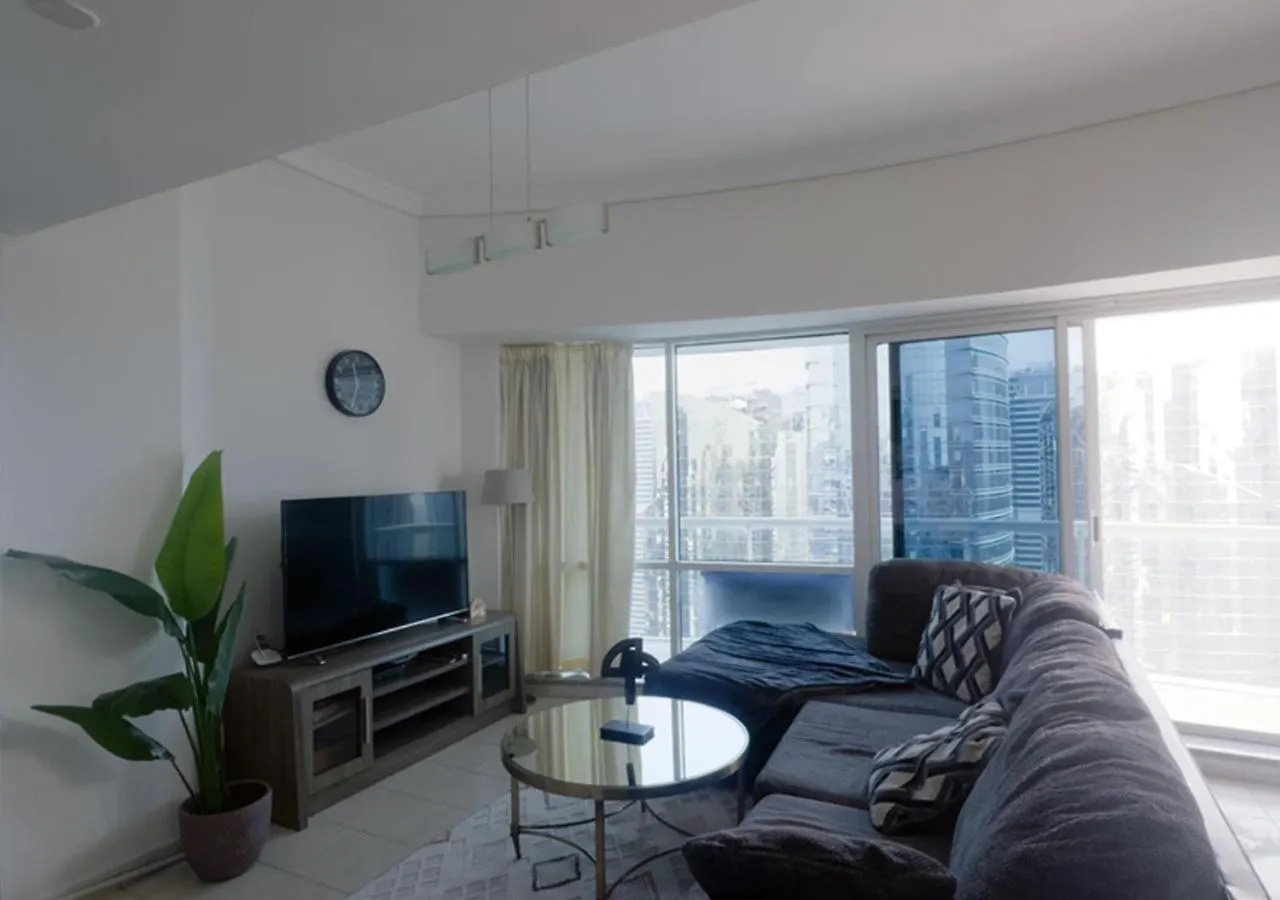 Lake View, 1 Minute Walking To Dmcc Metro Station Apartment Dubai