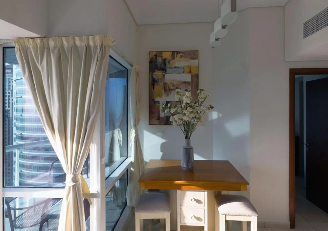 Apartmán Lake View, 1 Minute Walking To Dmcc Metro Station Dubaj Spojené arabské emiráty